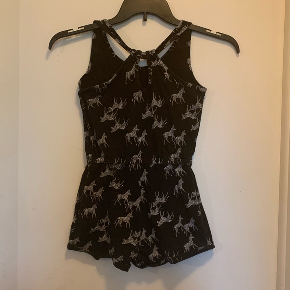 Little Girl’s Romper - Picture 1 of 3